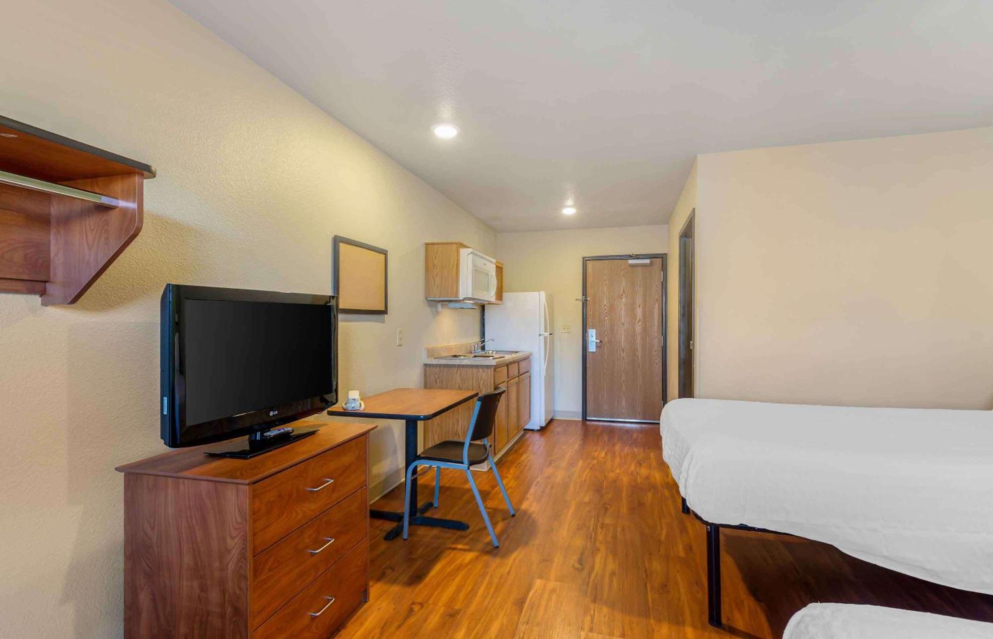 Extended Stay America Select Suites - Cleveland - Mentor Bagian luar foto