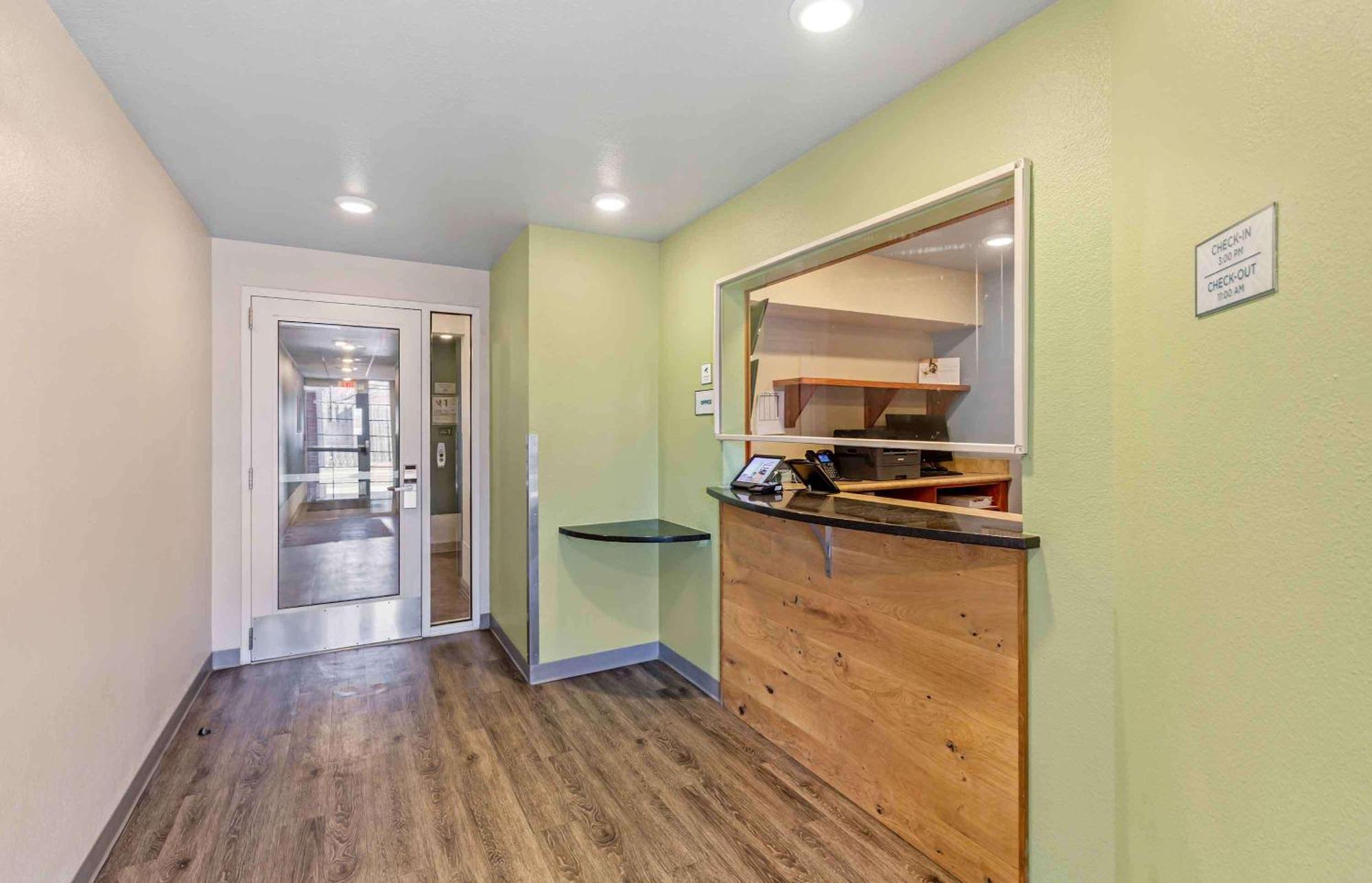 Extended Stay America Select Suites - Cleveland - Mentor Bagian luar foto